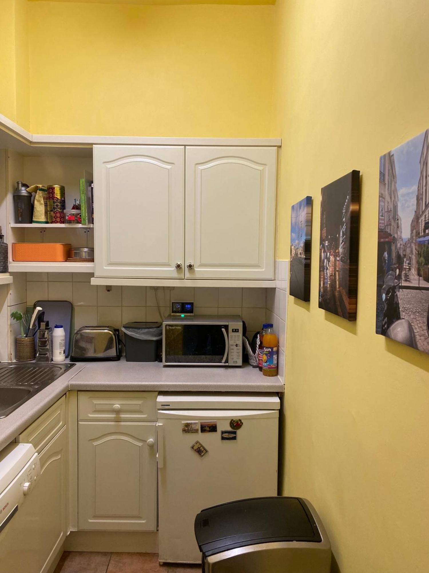 Central Room In Historic Tenement Shared Apartment Near Old Town Единбург Екстер'єр фото